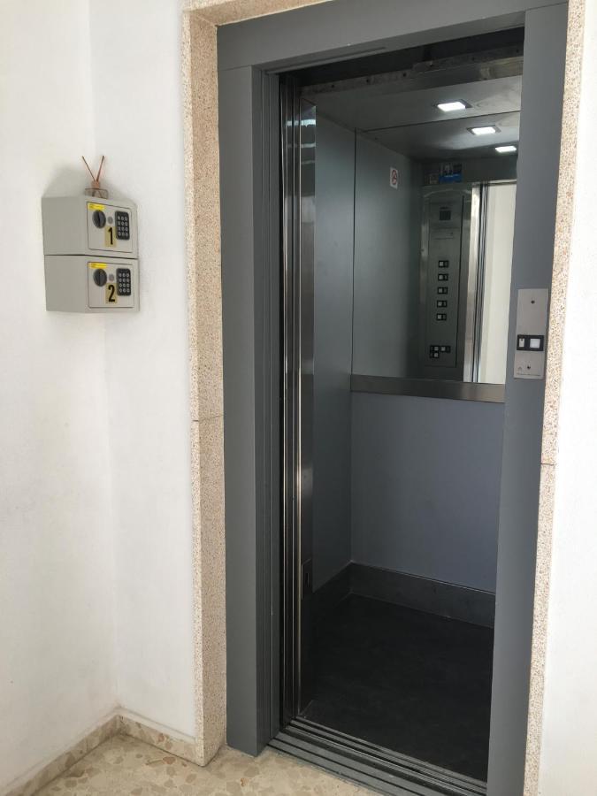 Bonito Apartamento Frente Al Mar Ceuta Exterior foto